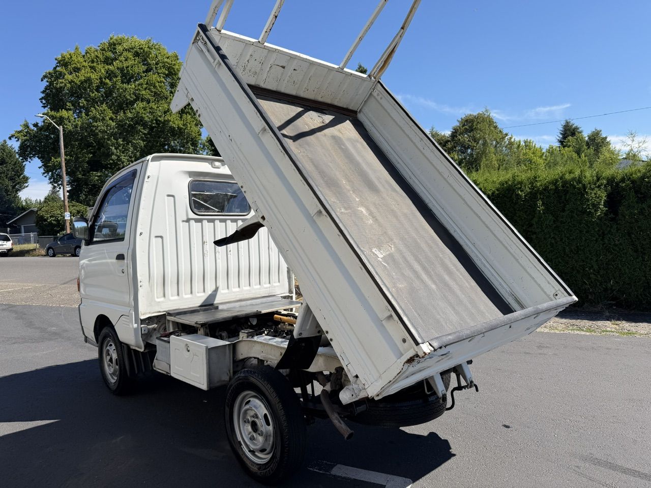 1995 Mitsubishi Minicab SD Dump 4WD, 2Hi-4Hi-4Lo, PS, AC, 5MT, LSD