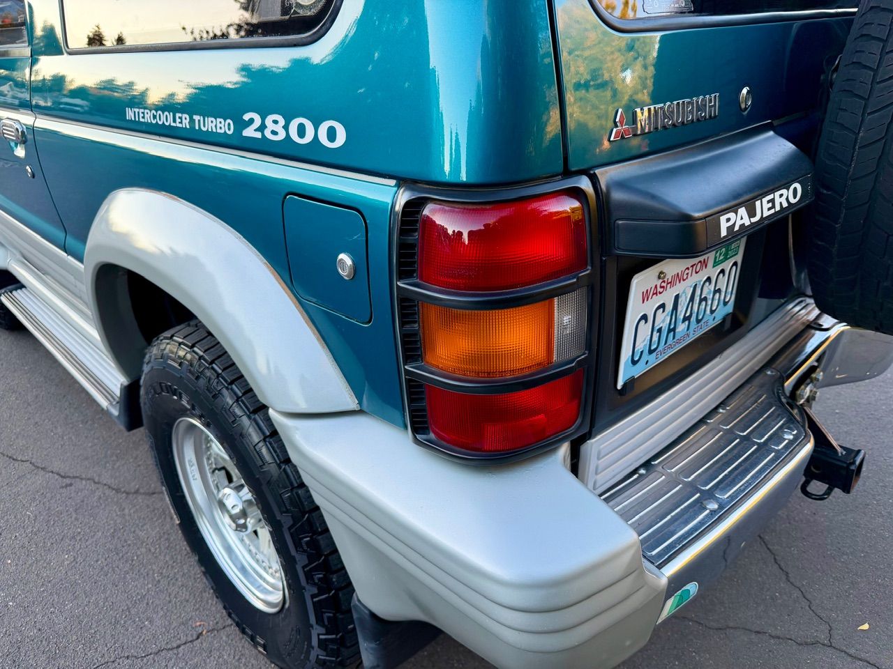 1994 Mitsubishi Pajero 4WD Turbo Intercooled Diesel, Diff-Lock, 5MT