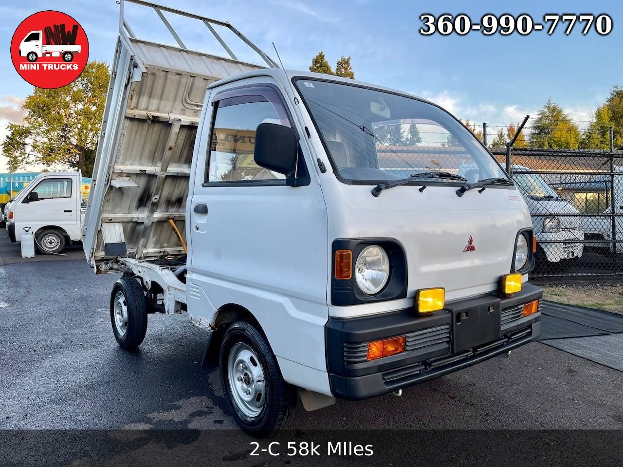 1991 Mitsubishi Minicab SD Dump 4WD, 2Hi-4Hi-4Lo, 4MT, AC, LSD
