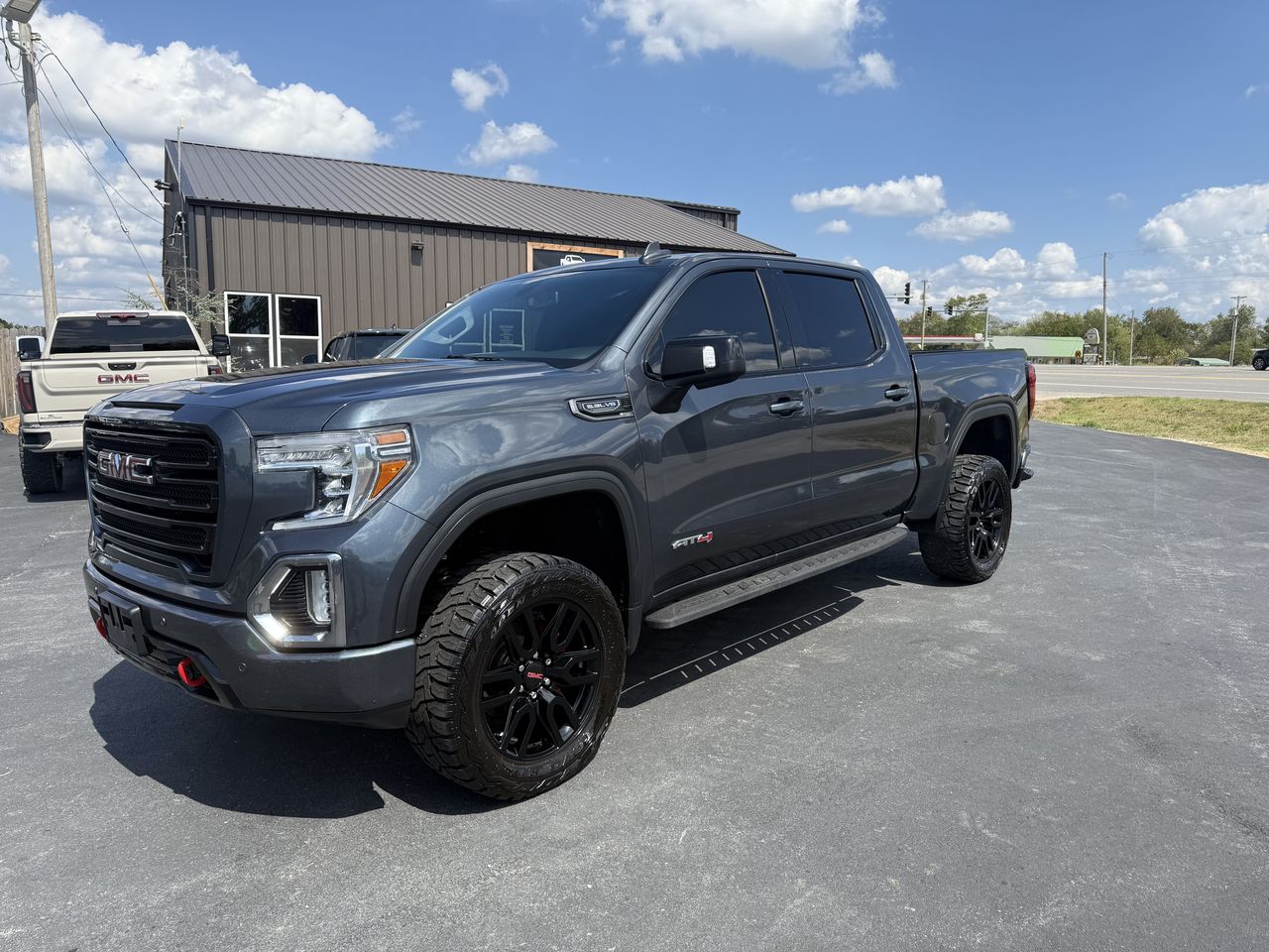 2021 GMC Sierra 1500 AT4 Crew Cab 4WD