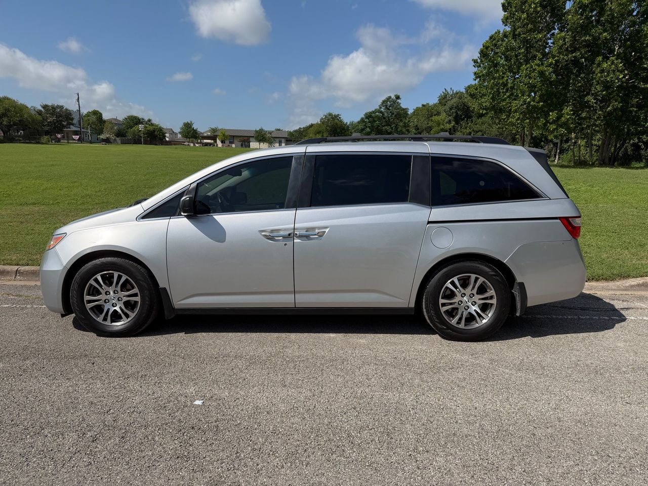 2013 Honda Odyssey EX-L w/ Navigation