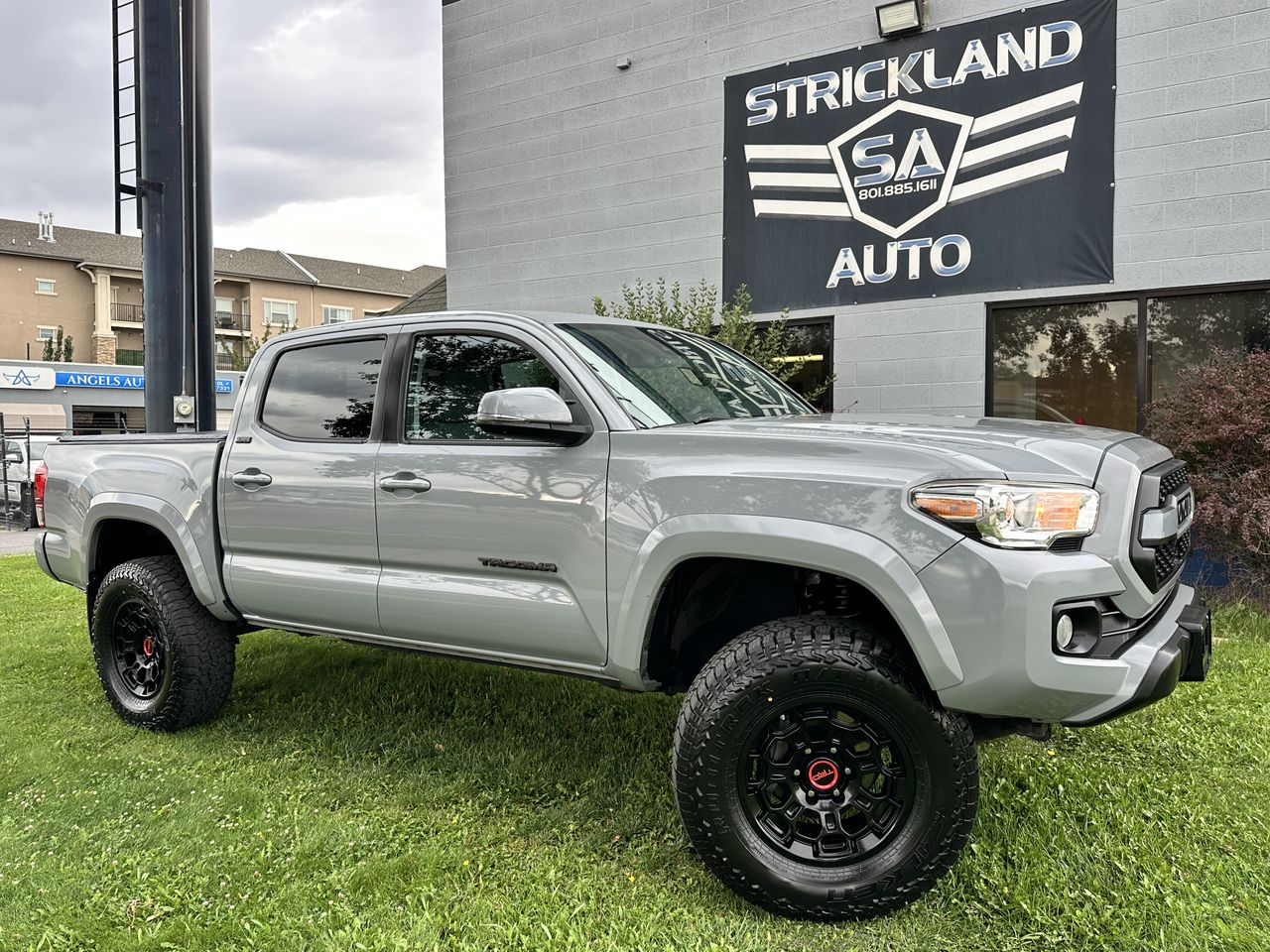 2020 Toyota Tacoma SR5 V6 4WD
