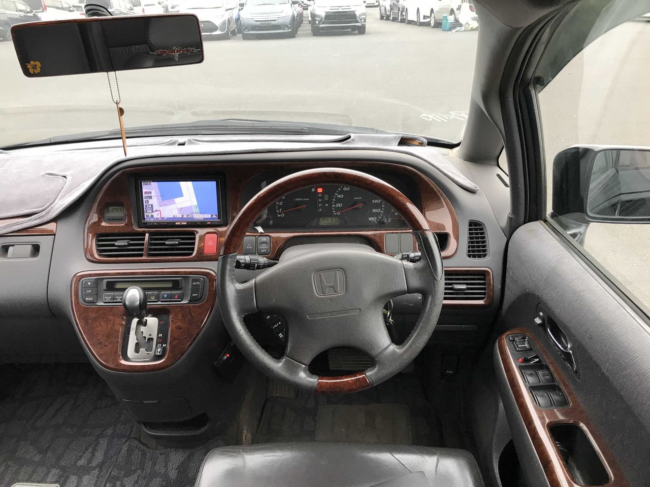 2000 Honda Odyssey JDM car for sale — photo 3 of 3