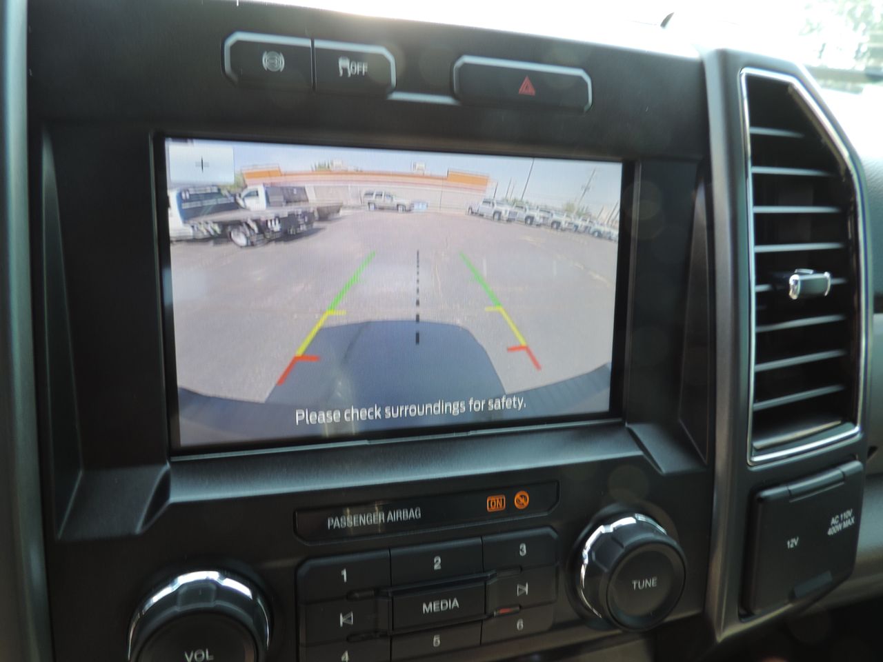 2022 Ford F-250 SD Crew Cab XLT 4WD