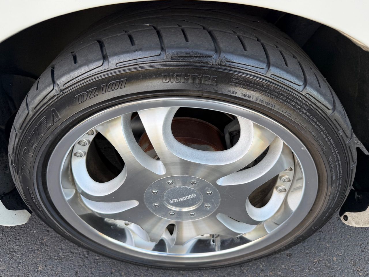 2000 Toyota Estima 3.0 Aeras FWD, 18” Wheels, Kakimoto Exhaust, Auto
