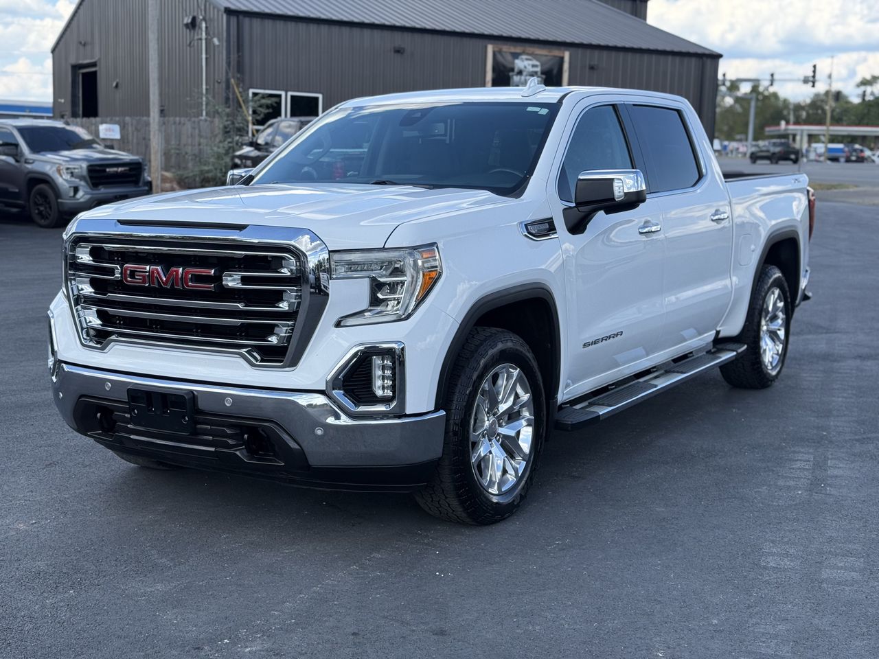 2020 GMC Sierra 1500 SLT Crew Cab Short Box 4WD