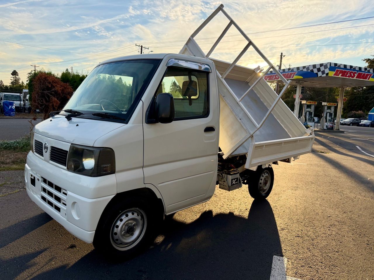 2001 Nissan Clipper HD Dump 3-Way, 4WD, 2Hi-4Hi, AC, PS, Auto, Rare!