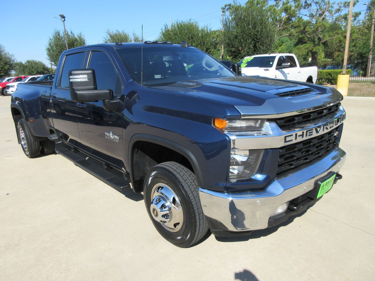 2022 Chevrolet Silverado 3500HD LT Crew Cab Long Box 4WD