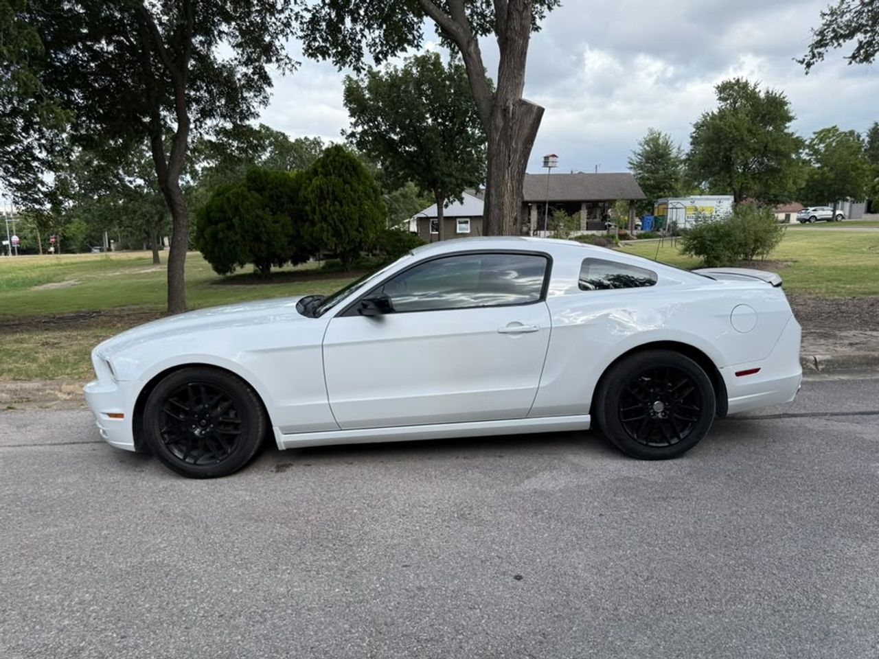 2014 Ford Mustang V6 Coupe