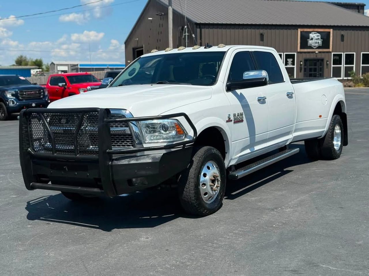 2017 RAM 3500 Laramie Crew Cab LWB 4WD DRW
