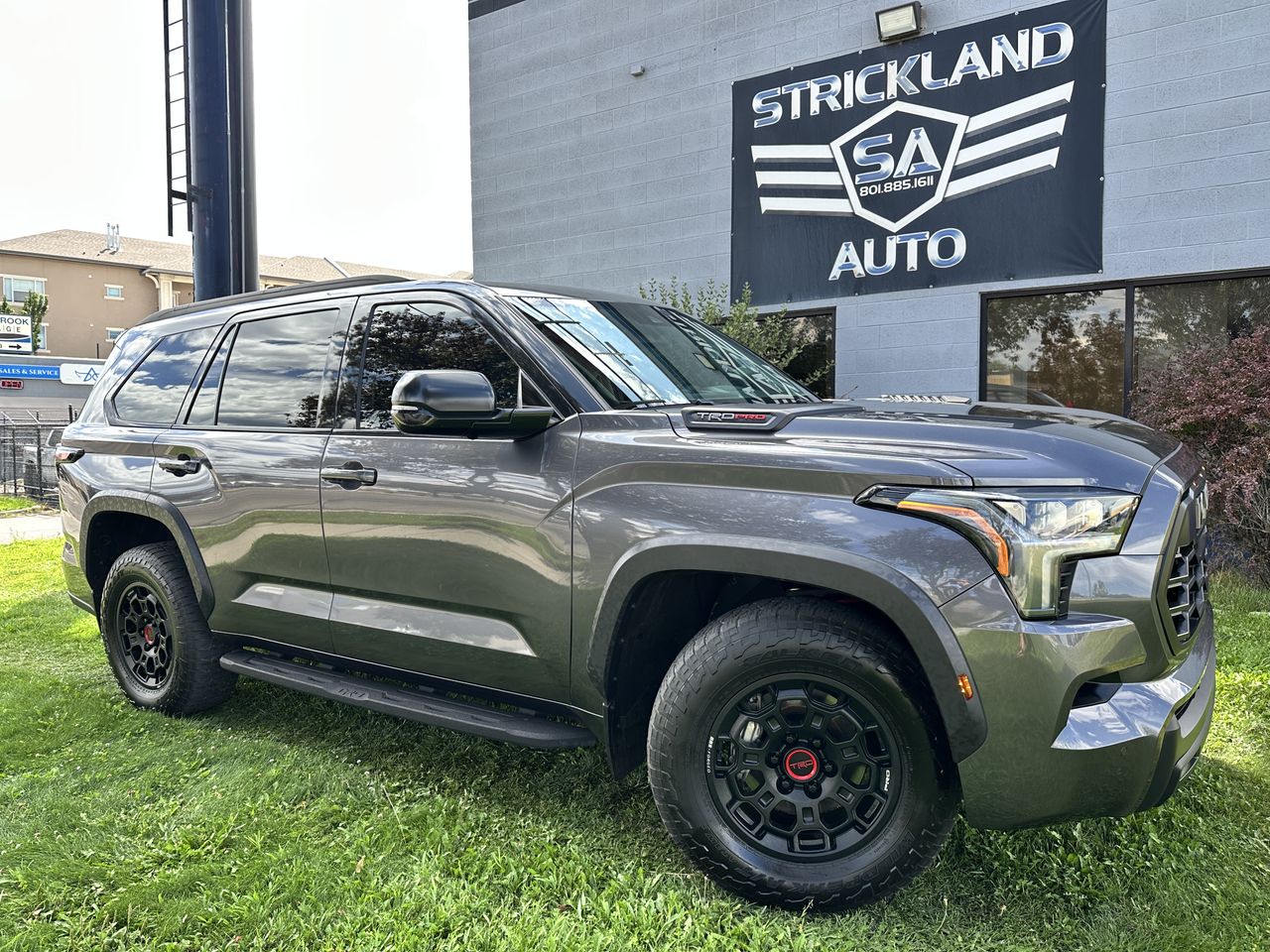 2023 Toyota Sequoia TRD PRO HV 4WD