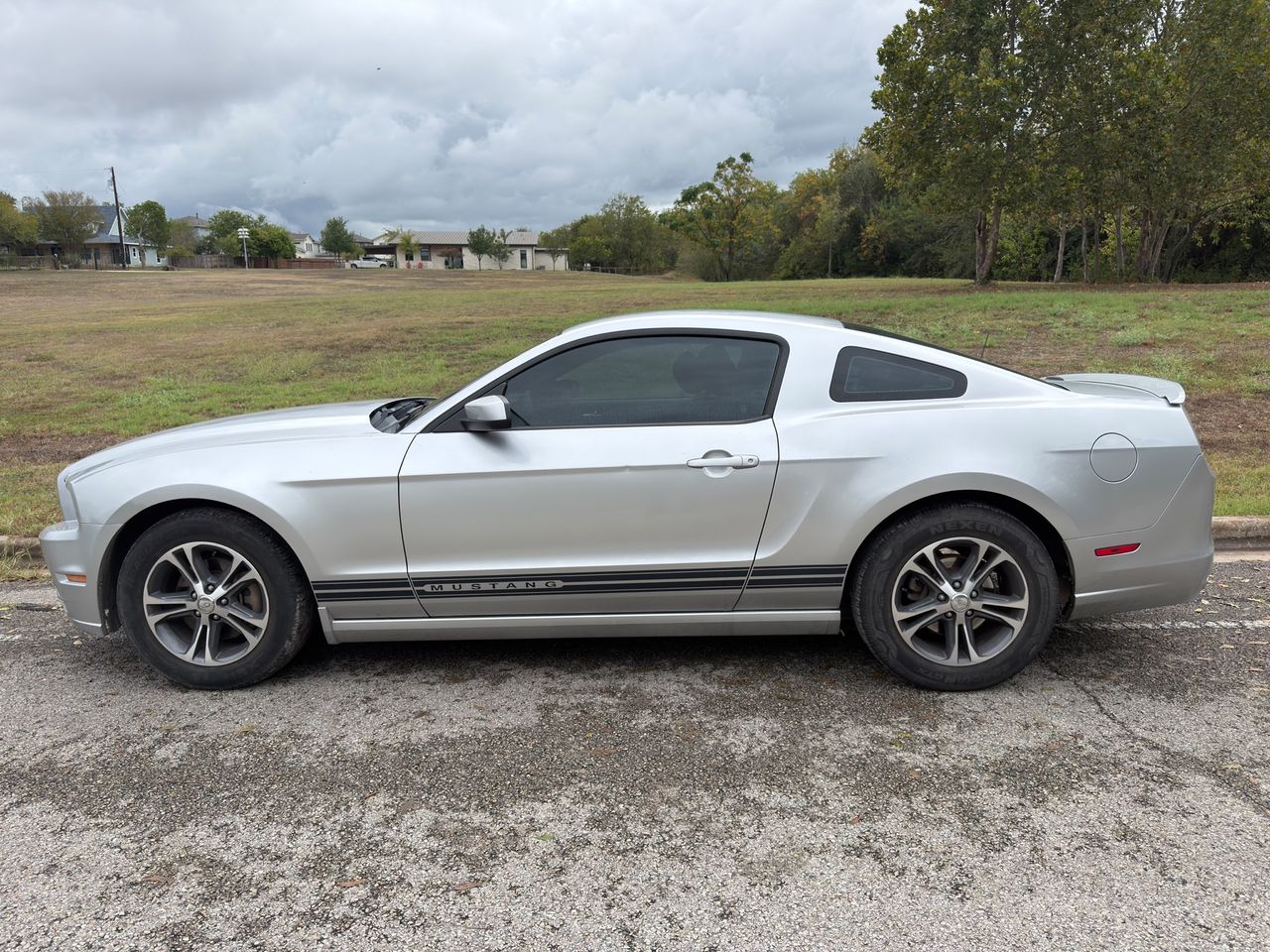 2014 Ford Mustang V6 Coupe