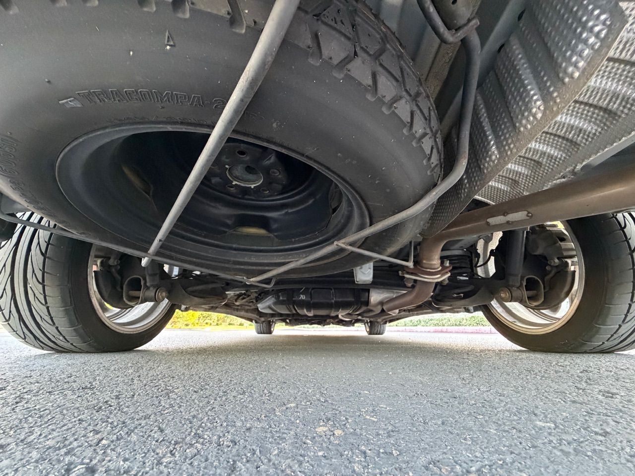 2000 Toyota Estima 3.0 Aeras FWD, 18” Wheels, Kakimoto Exhaust, Auto