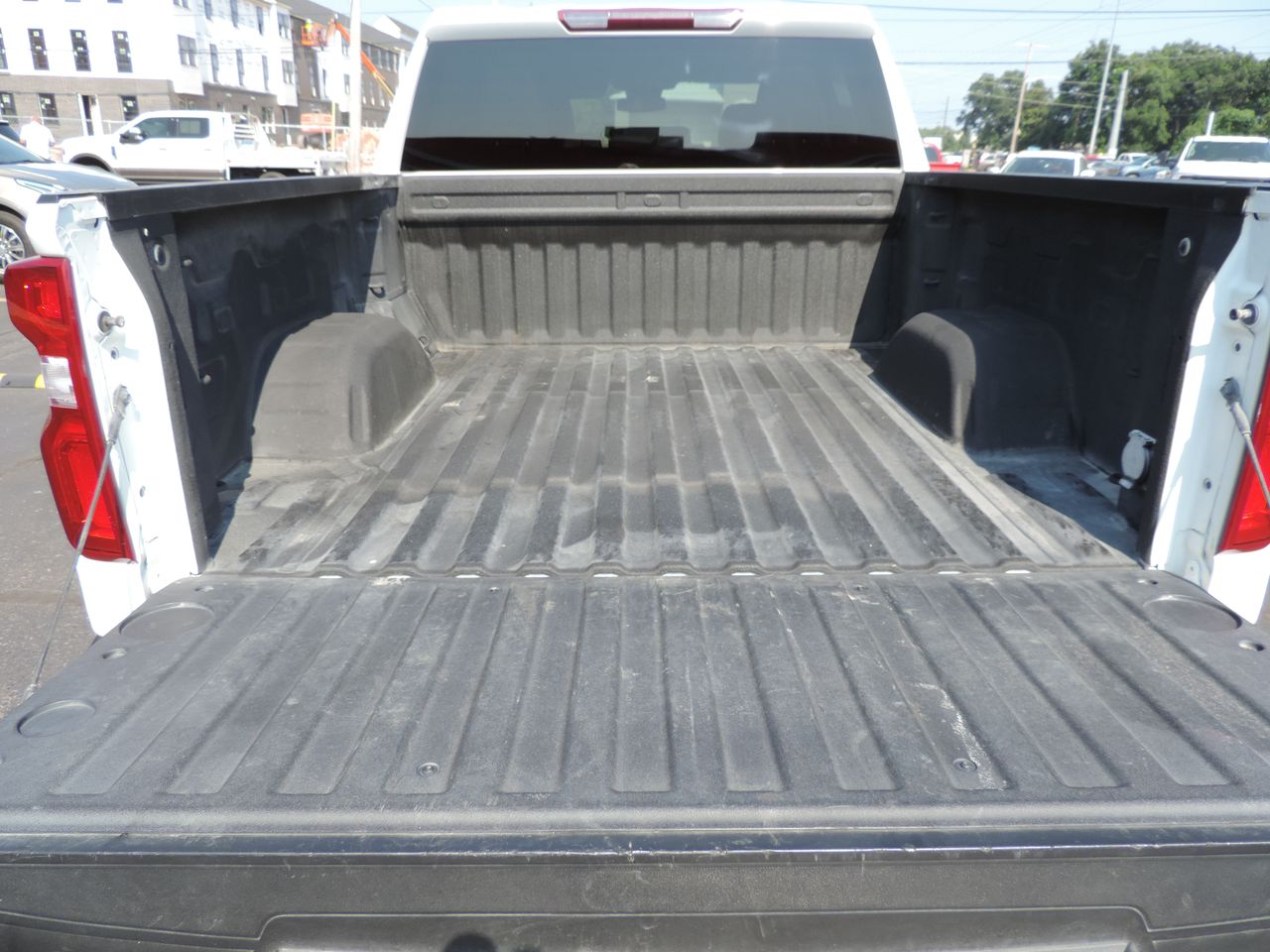 2022 Chevrolet Silverado 1500 LTZ Crew Cab 4WD