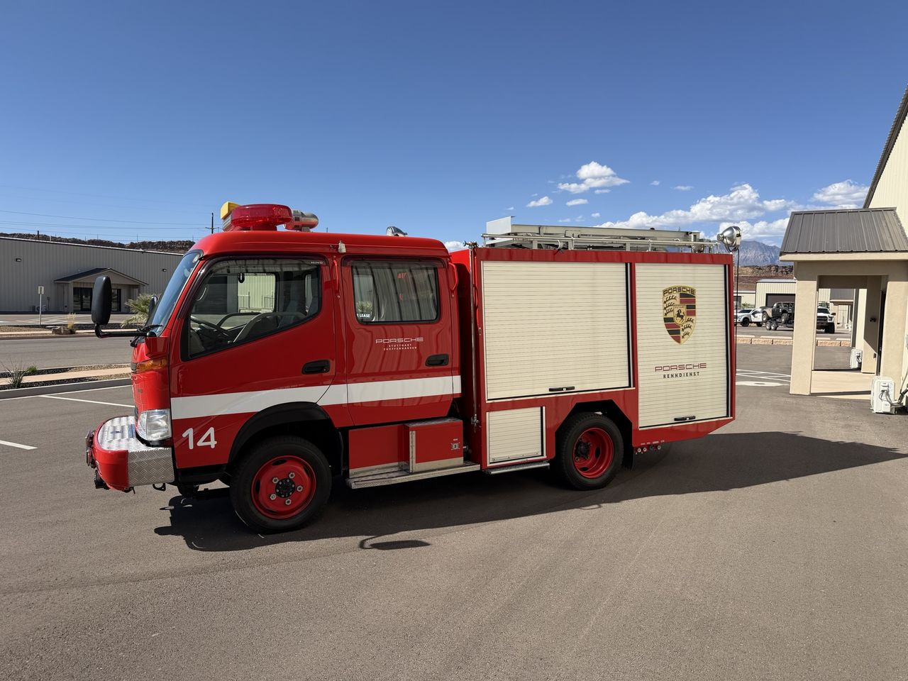 2000 Hino Dutro Fire Truck