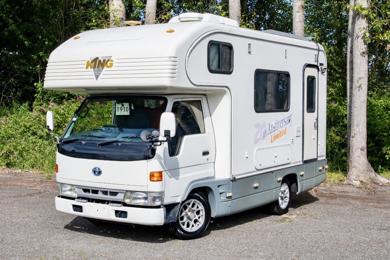 2000 Toyota Camroad Camper 20th Anniversary 2WD, Auto