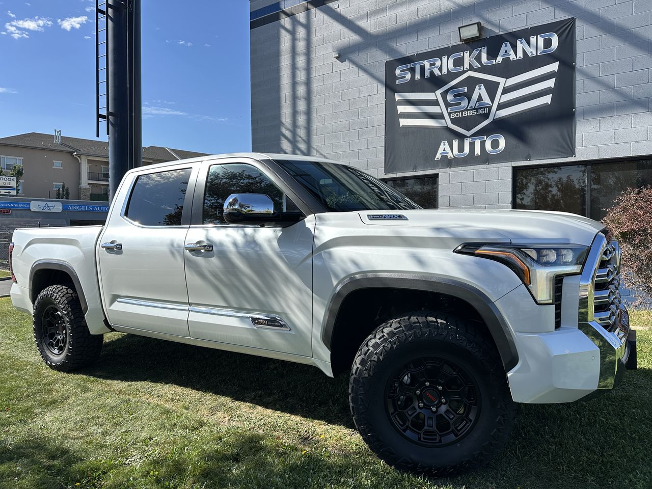 2025 Toyota Tundra 1794 CrewMax 4WD HYBRID 