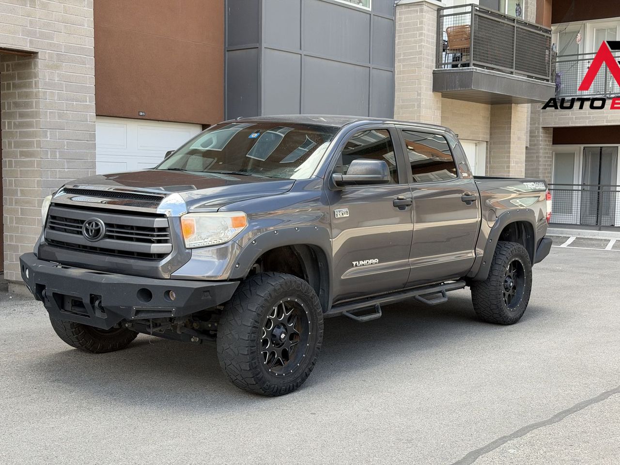 2015 Toyota Tundra SR5 5.7L V8 FFV CrewMax 4WD