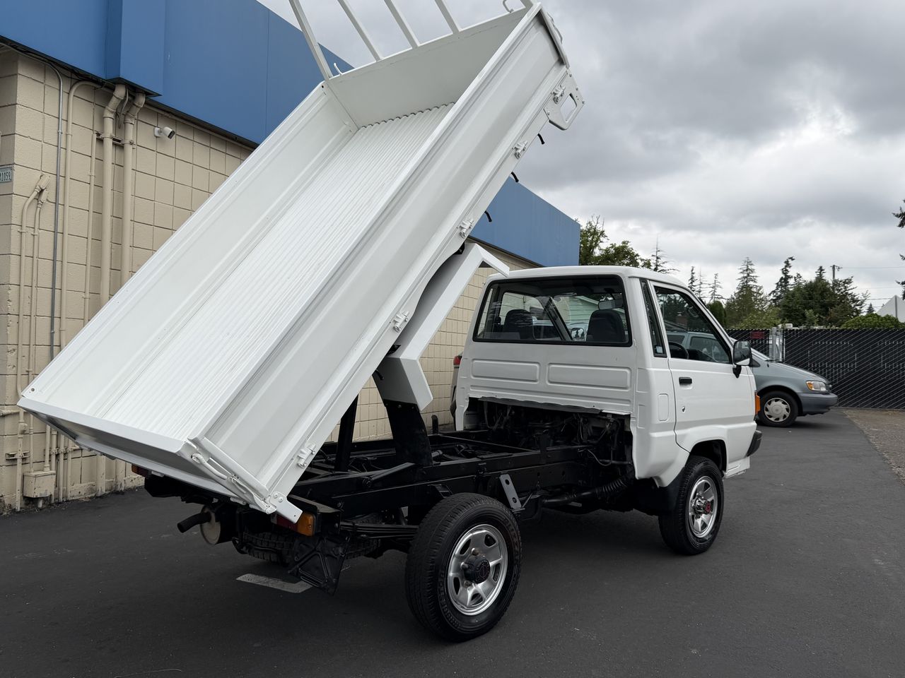 1992 Toyota LiteAce Dump 4WD, 2Hi-4Hi-4Lo, PS, AC, 5MT, 1-Ton