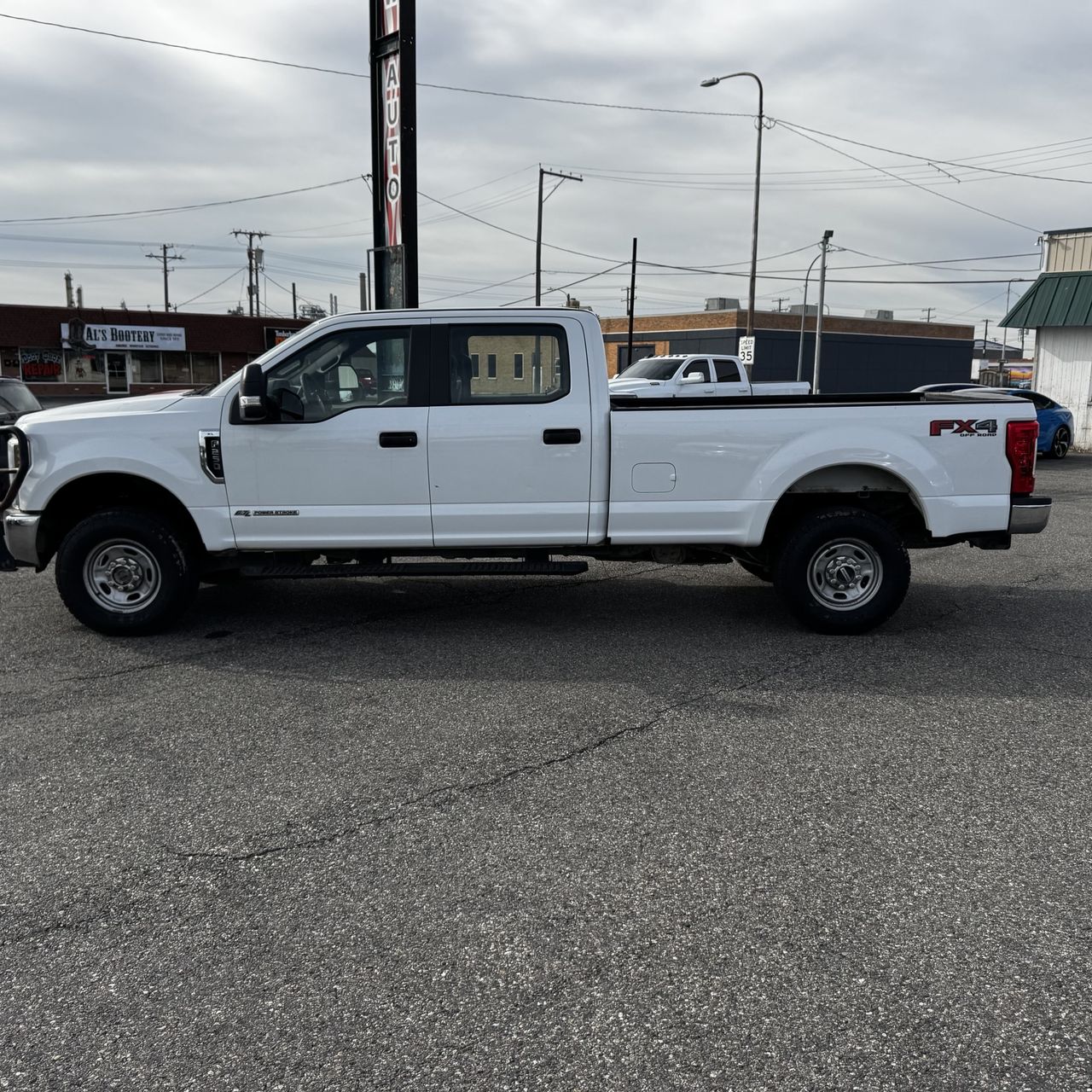 2019 Ford F-250 SD XLT Crew Cab Long Bed 4WD