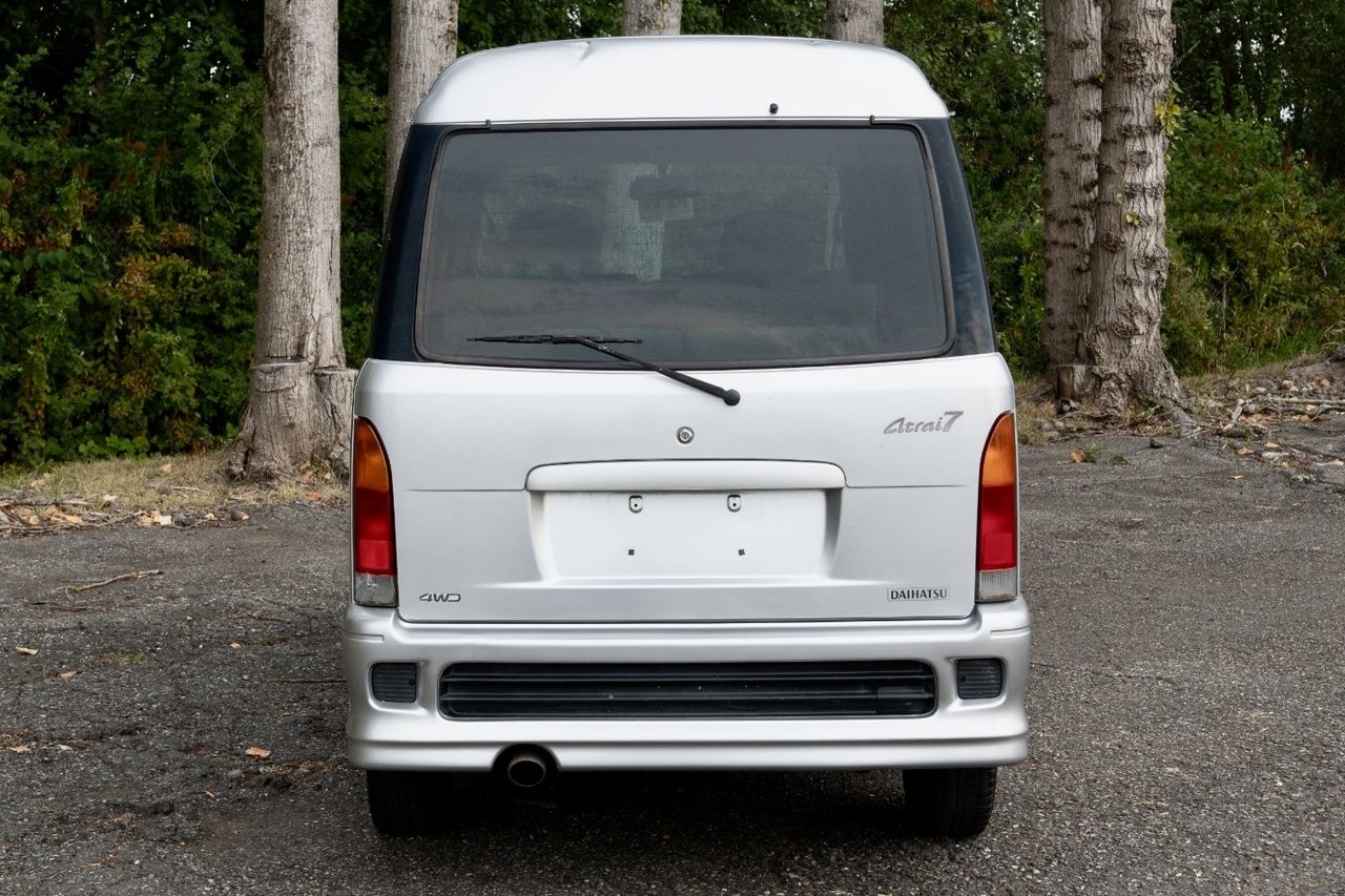 2001 Daihatsu Atrai 7 EFI 1.3L 4WD, PW, PL, PS, AC, 7 Passenger, 5MT