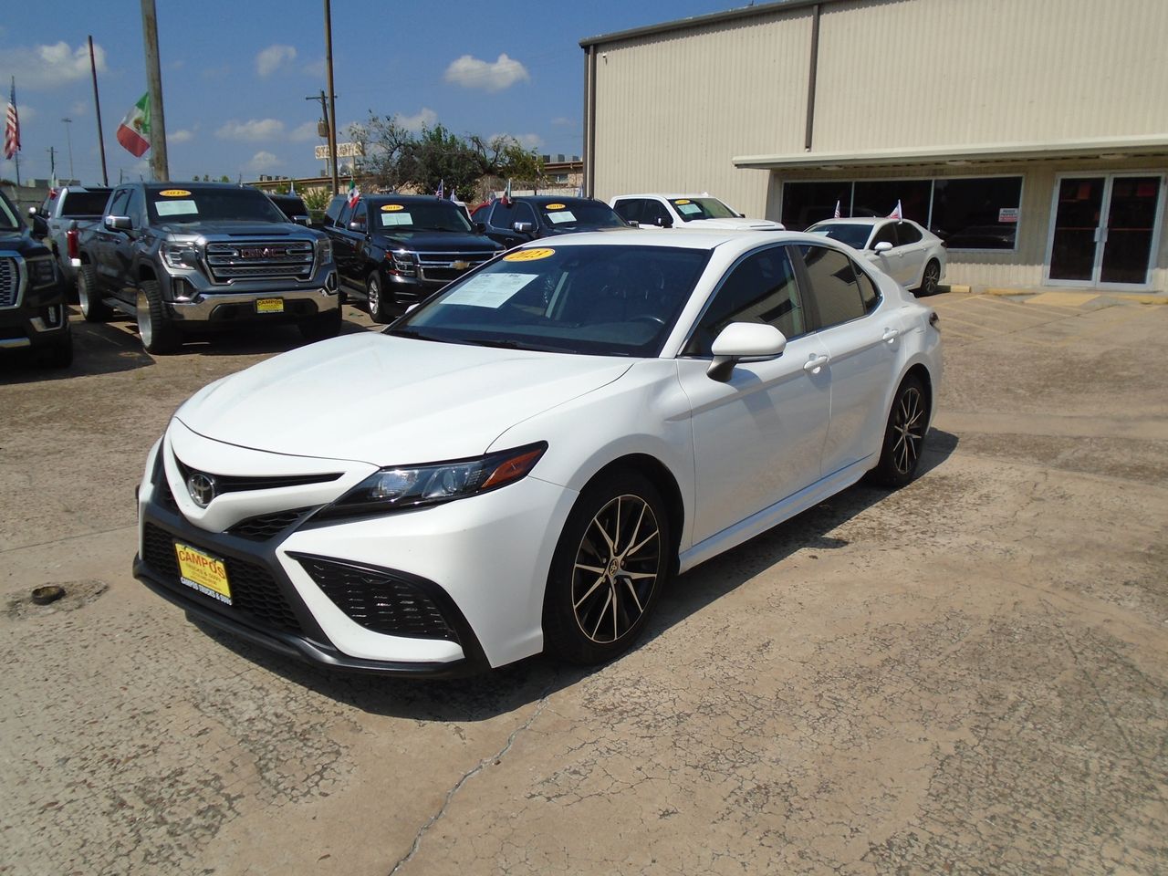 2023 Toyota Camry SE Nightshade Edition