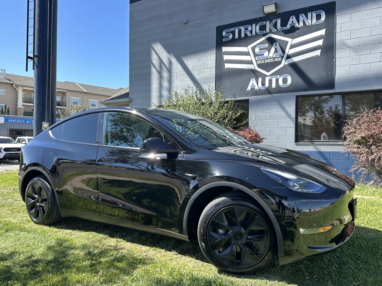 2025 Tesla Model Y Long Range Dual Motor