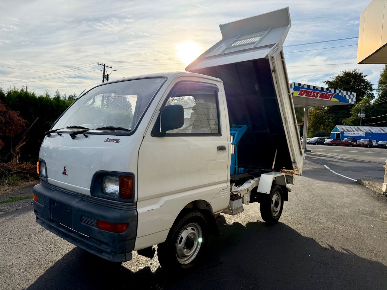 1995 Mitsubishi Minicab PTO HD Dump 4WD, 2Hi-4Hi-4Lo, PS, 5MT, LSD