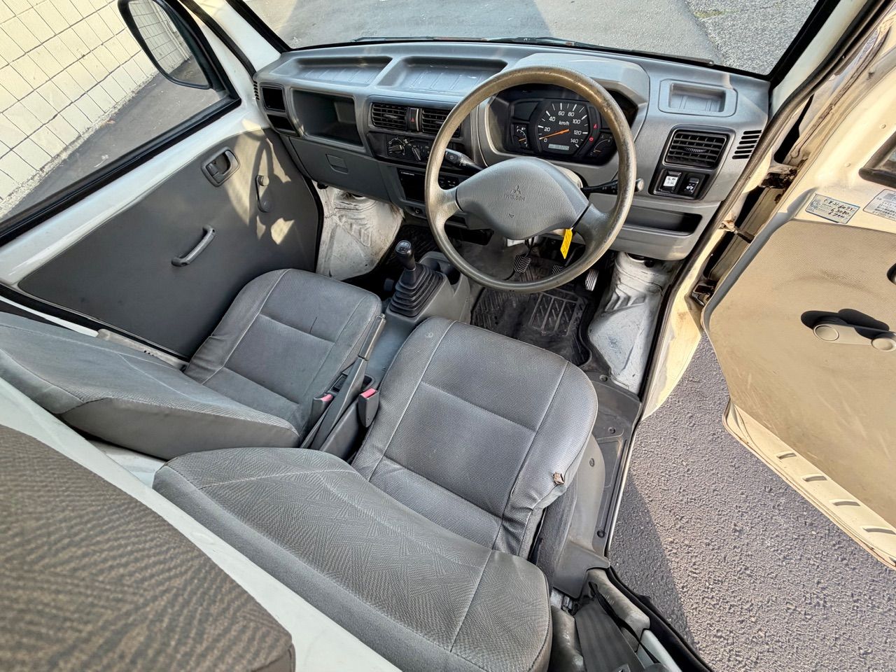 2001 Mitsubishi Minicab HD Deep Dump 4WD, 2Hi-4Hi-4Lo, PS, AC, 5MT