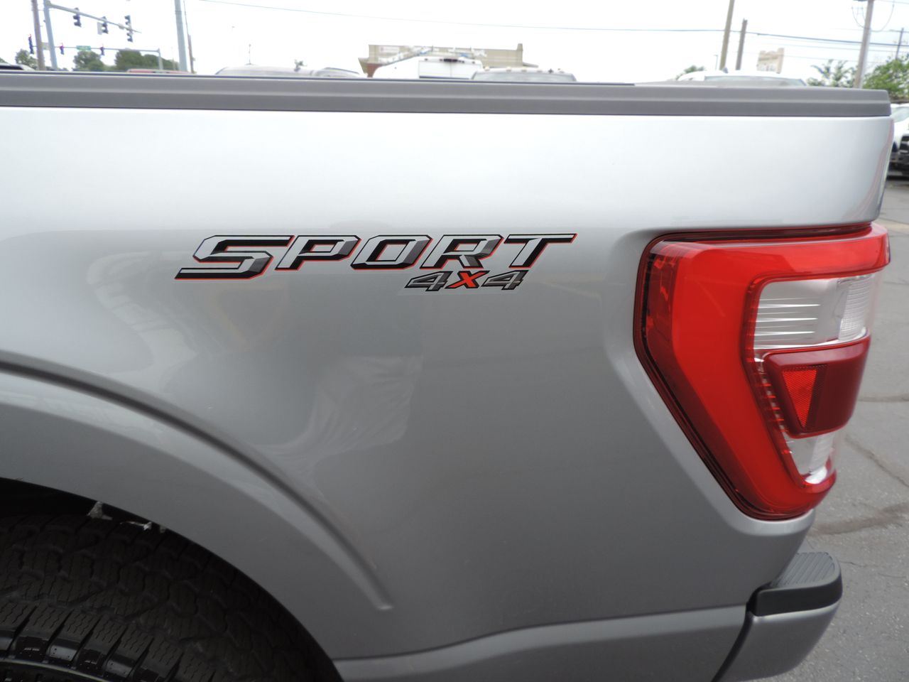 2022 Ford F-150 SuperCrew Lariat 4WD