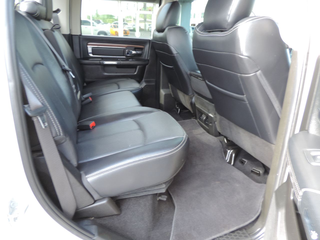 2018 RAM 3500 Crew Cab Laramie DRW 4WD