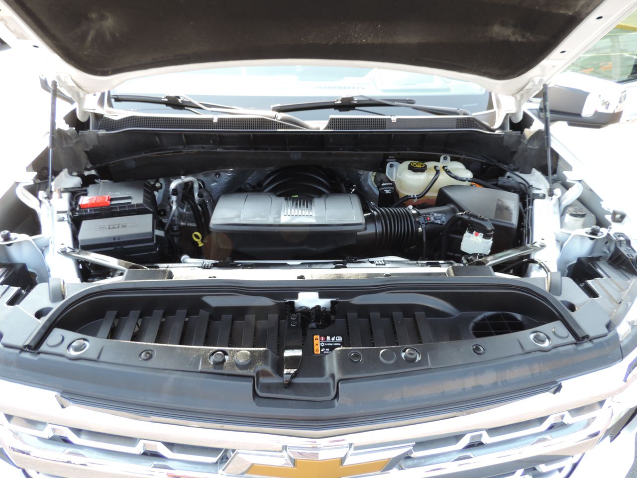 2022 Chevrolet Silverado 1500 LTZ Crew Cab 4WD