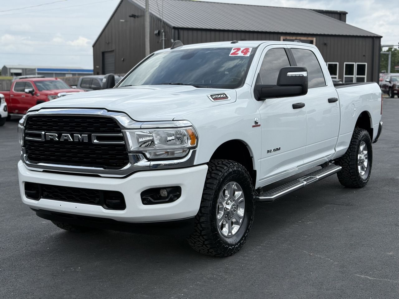 2024 RAM 2500 Tradesman Crew Cab SWB 4WD