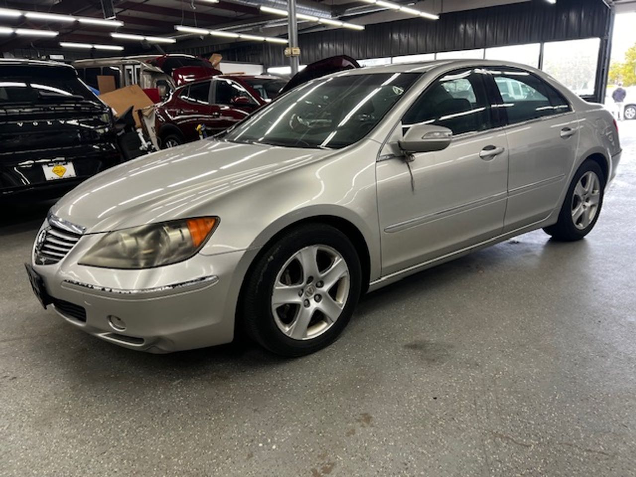 2005 Acura RL SH-AWD