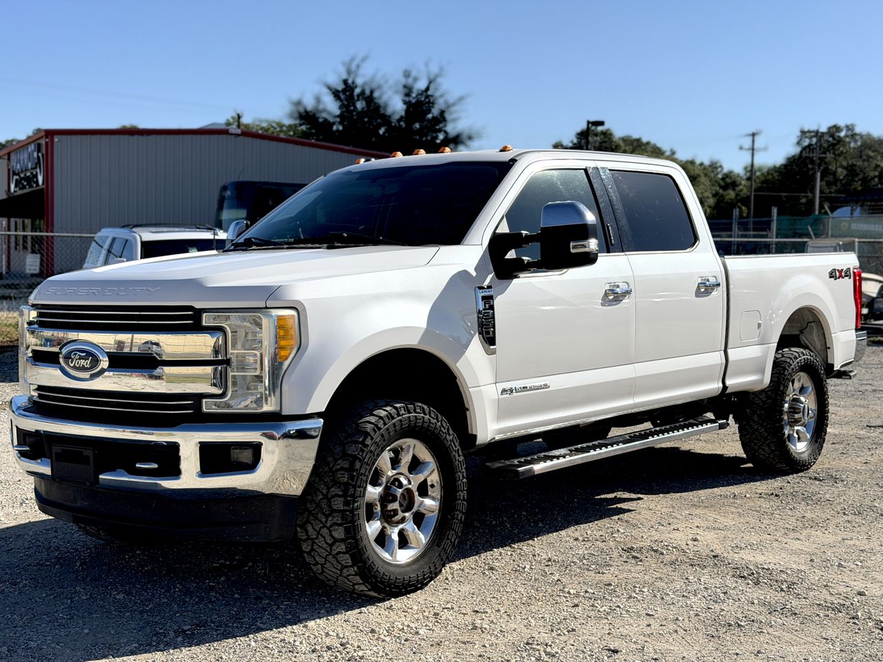 2017 Ford F-350 SD Lariat Crew Cab 4WD