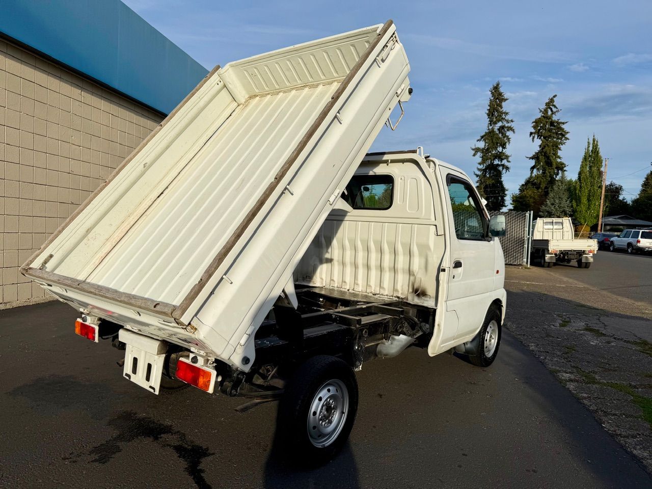 2000 Suzuki Carry SD Dump EFI 4WD, 2Hi-4Hi-4Lo, AC, 5MT, Difflock