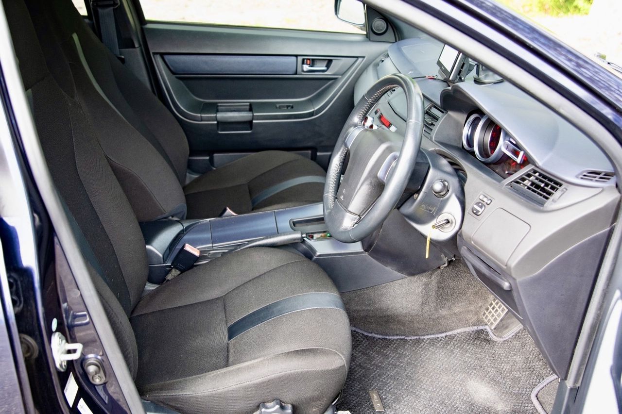 2001 Toyota Will VS FWD, Fully Loaded, Automatic, Rare!