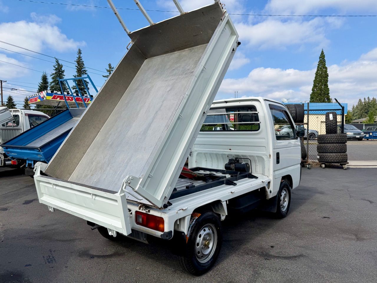 1994 Honda Acty HD Dump RealTime 4WD, Mid-Engine, AC, 5MT
