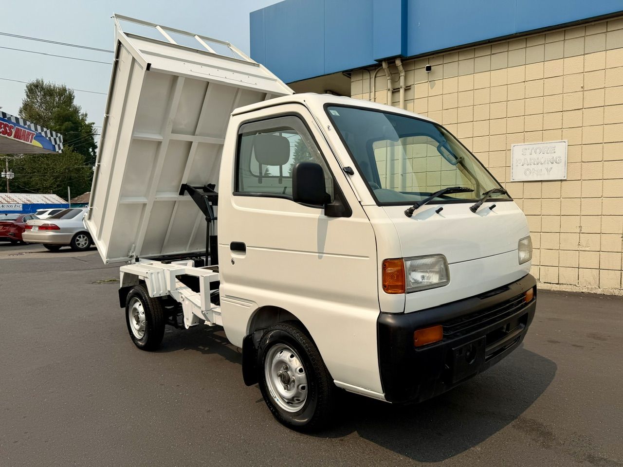 1998 Suzuki Carry Deep Dump 4WD, 2Hi-4Hi-EL Gear, 5MT, Like New!