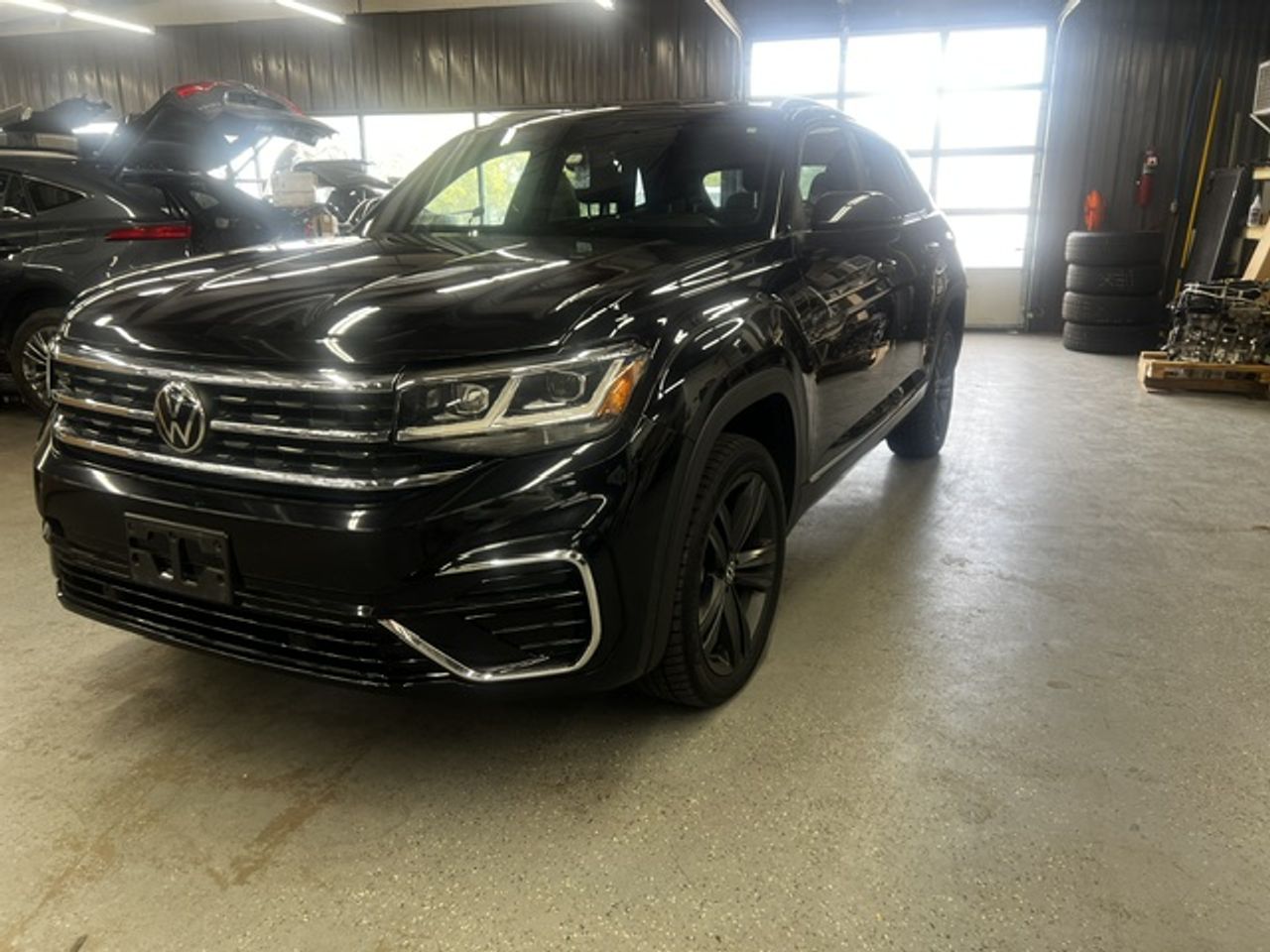 2021 Volkswagen Atlas Cross Sport V6 SE w/Technology R-Line