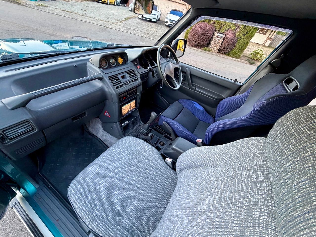 1994 Mitsubishi Pajero 4WD Turbo Intercooled Diesel, Diff-Lock, 5MT