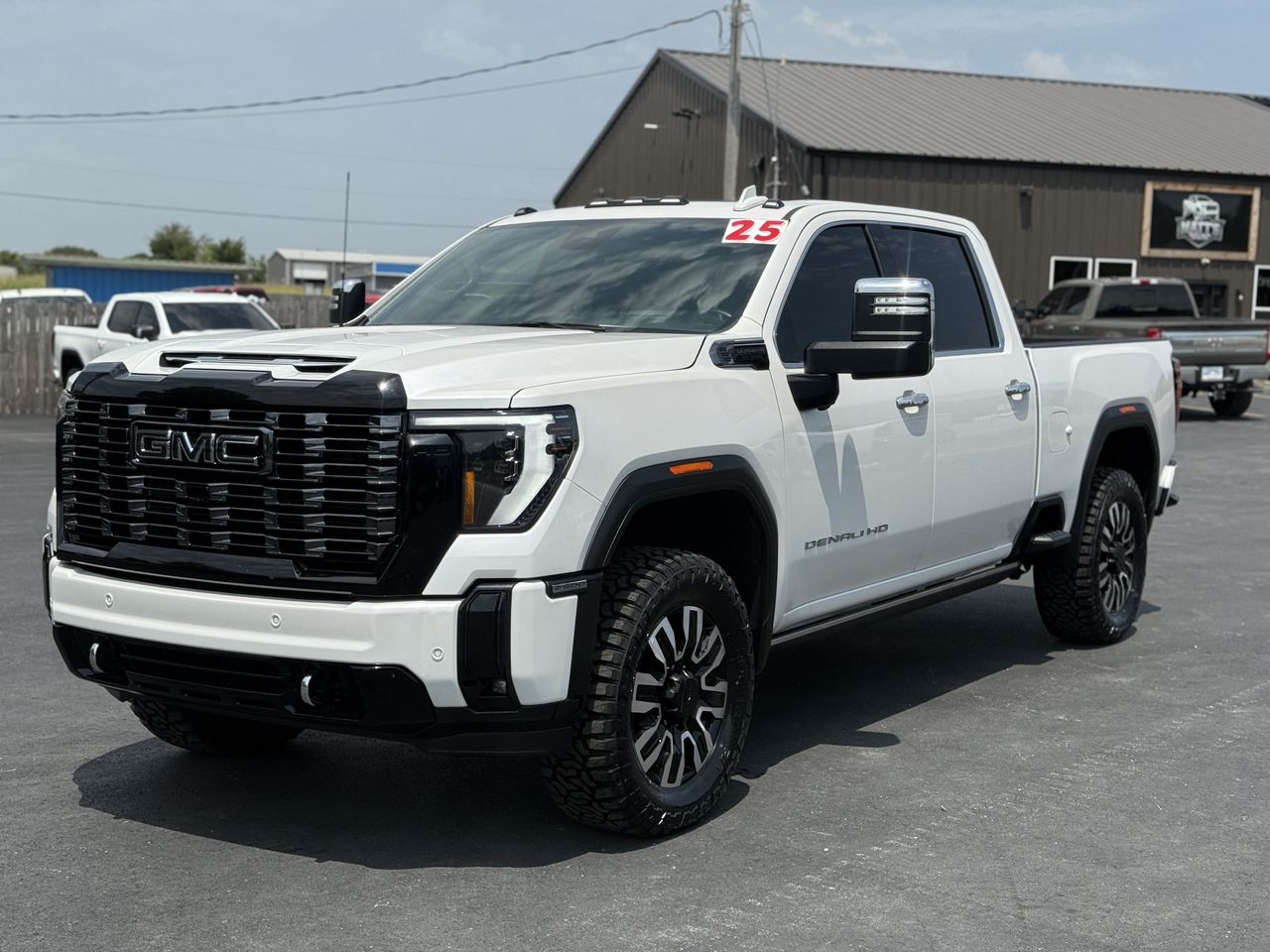 2025 GMC Sierra 2500HD Denali Ultimate Crew Cab 4WD