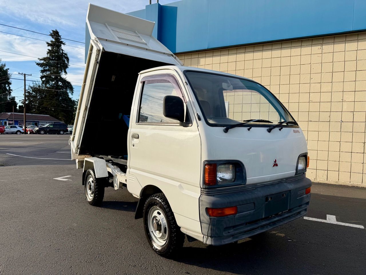 1995 Mitsubishi Minicab PTO HD Dump 4WD, 2Hi-4Hi-4Lo, PS, 5MT, LSD