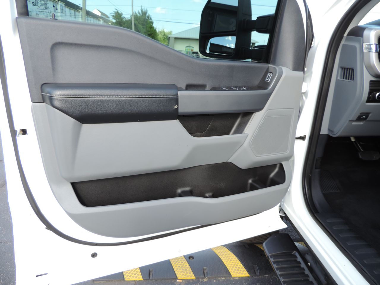 2023 Ford F-250 SD Crew Cab STX FX4 4WD
