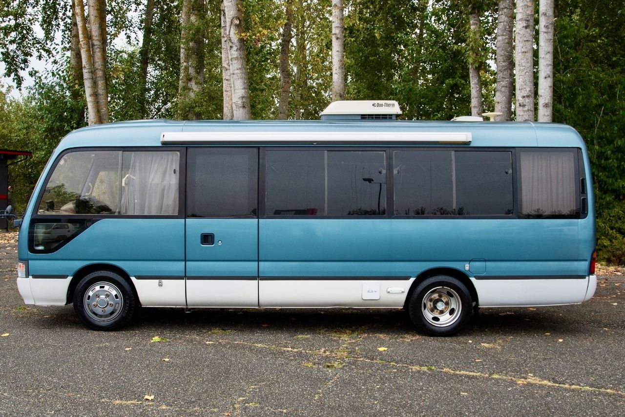 1997 Toyota Coaster Camper Turbo Diesel, Fully Loaded, Auto