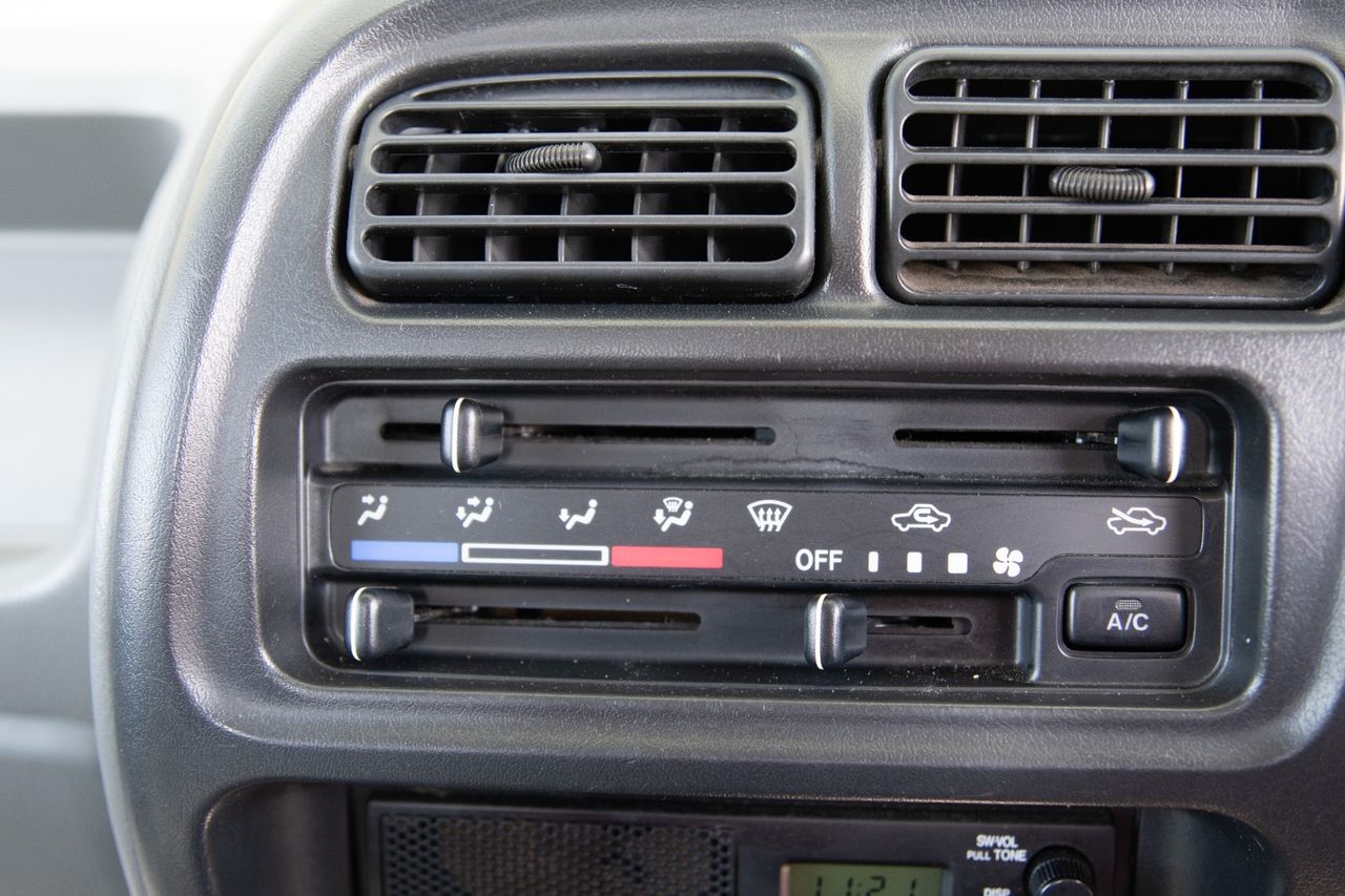 1999 Suzuki Carry EFI Turbo 4WD, 2Hi-4Hi, AC, PS, 5MT, Airbag