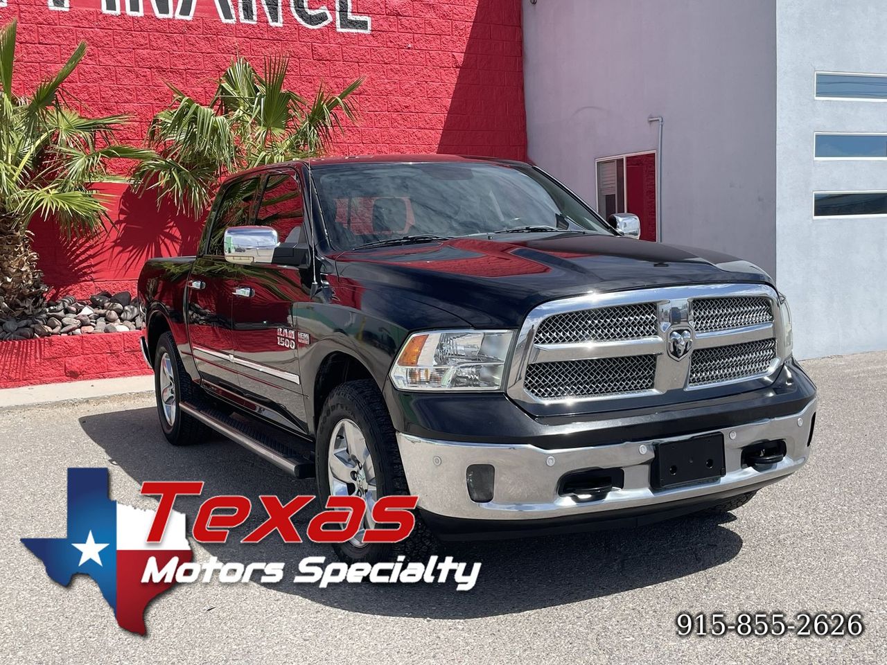 2017 RAM 1500 SLT Crew Cab SWB 2WD