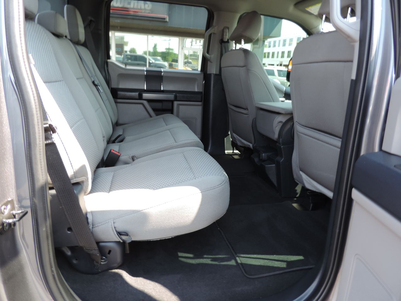 2022 Ford F-250 SD Crew Cab XLT 4WD