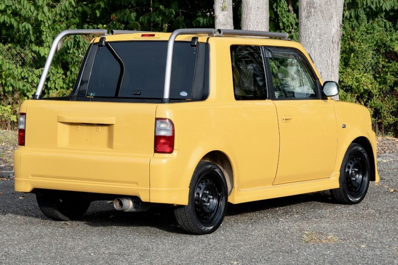 2001 Toyota bB Open Deck FWD, Fully Loaded, Automatic, Rare!