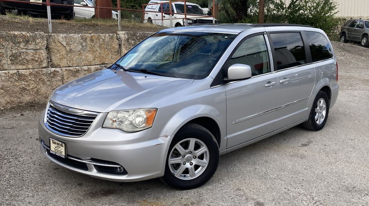 2012 Chrysler Town & Country Touring